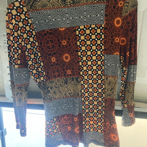 Cable & Gauge Brown and Orange Blouse with Wrap Tie Front - Picture 6 of 6